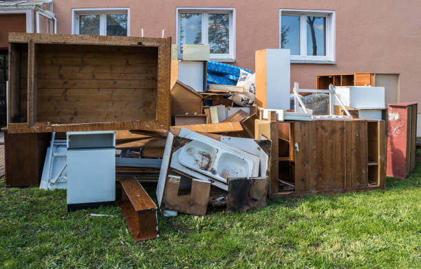 Attic Cleanout Services in Vineyard, CA